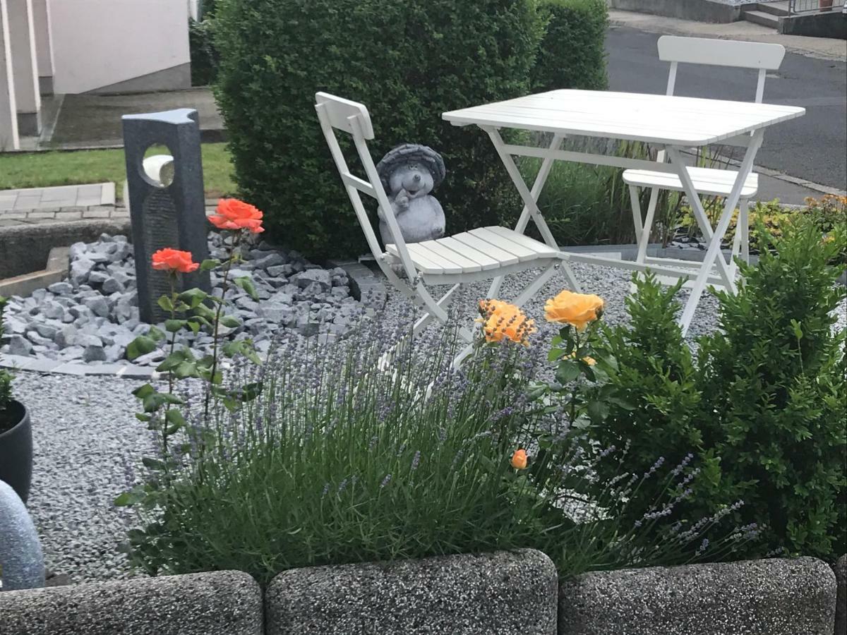 Ferien-/Monteurwohnung Am Ring Steinau an der Strasse Bagian luar foto